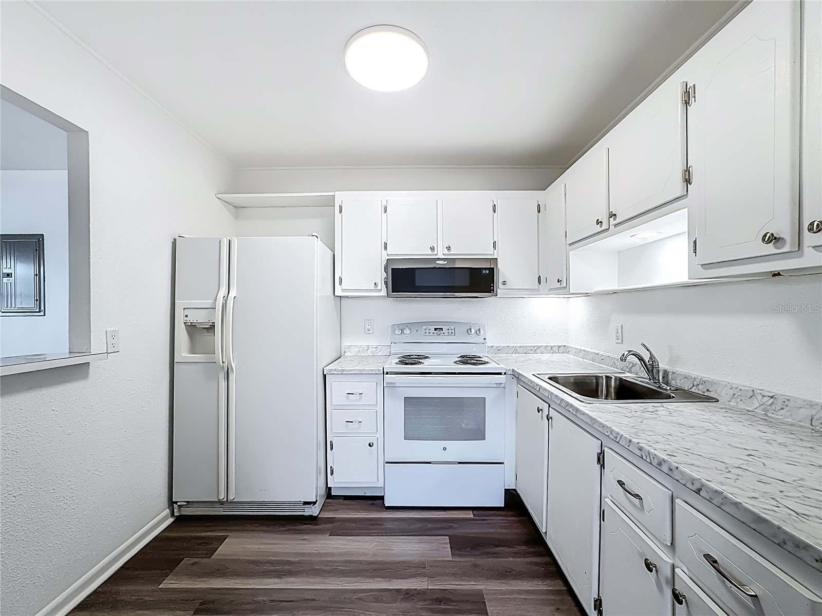 202 Bedford Trail #103 Sun City Center FL 33573 W7882946 image8