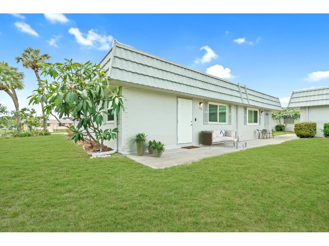 202 Bedford Trail #120 Sun City Center FL 33573 A4655087 image1