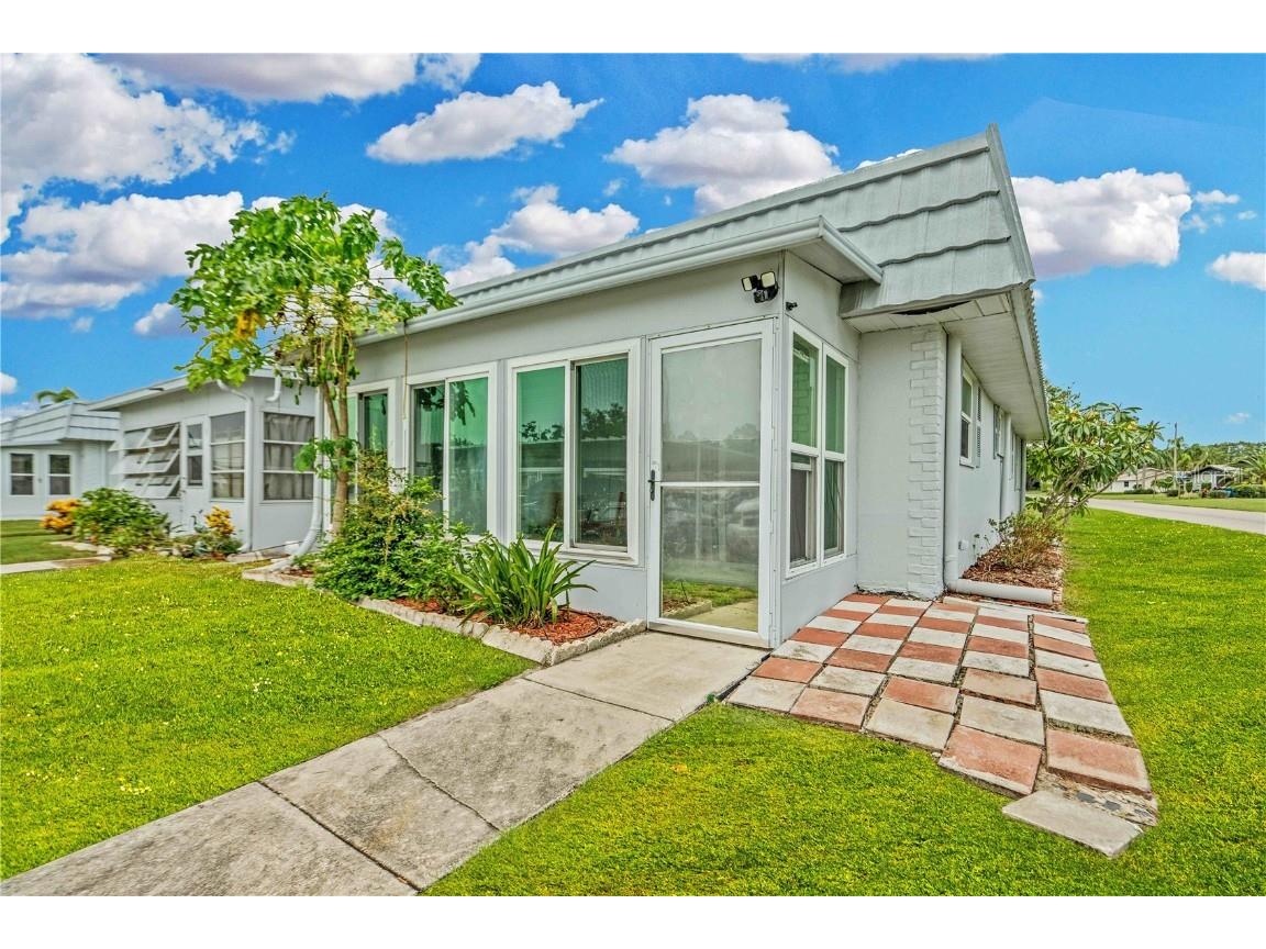 202 Bedford Trail #120 Sun City Center FL 33573 A4655087 image2