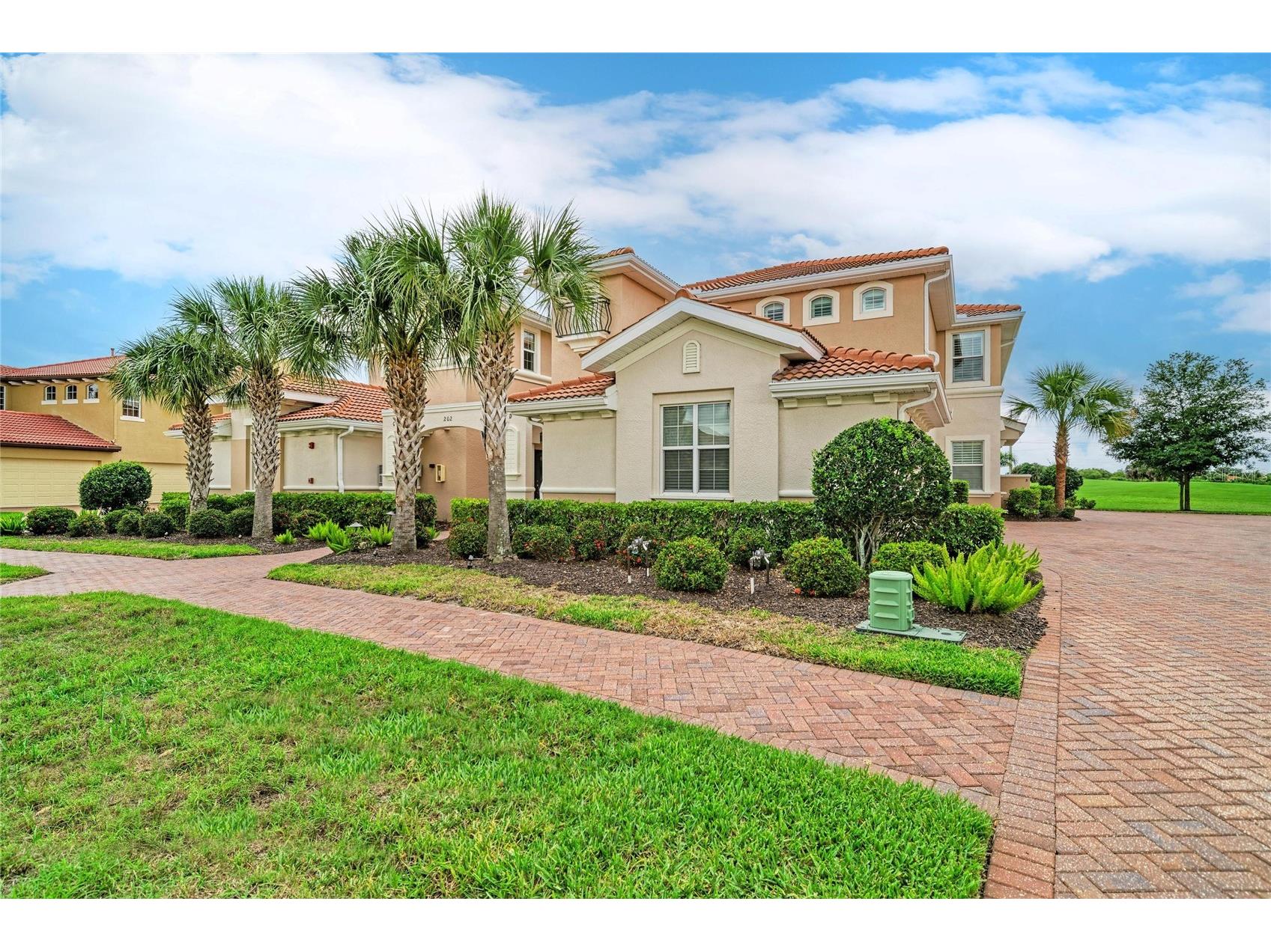 202 Bella Vista Terrace #28D Nokomis FL 34275 A4695960 image4