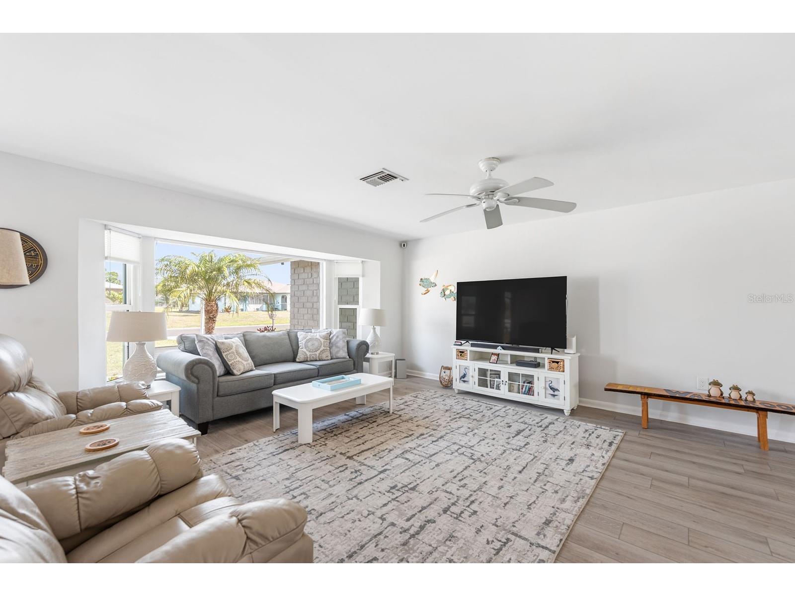 202 Caddy Road Rotonda West FL 33947 D6146788 image8