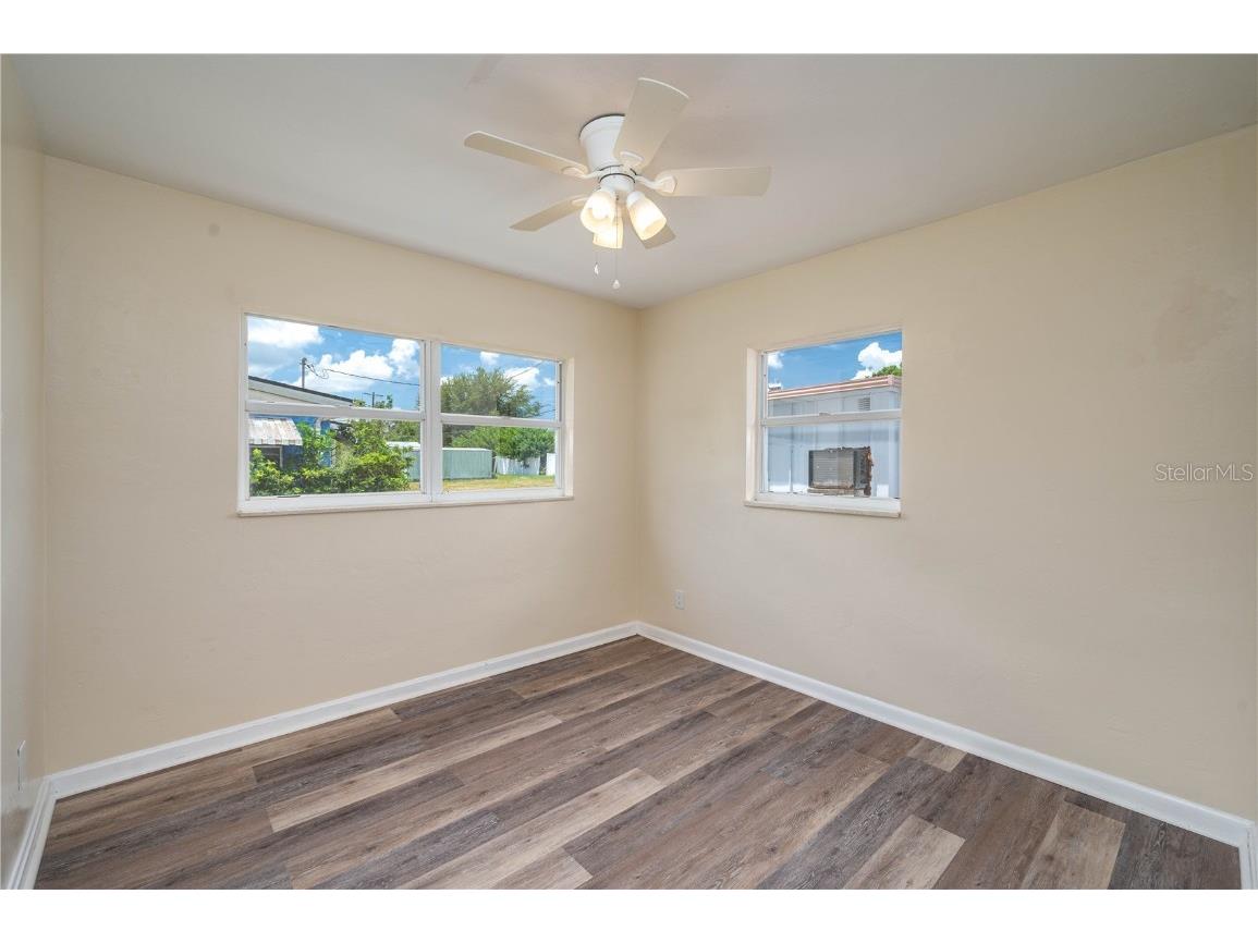 202 Central Avenue Frostproof FL 33843 L4954506 image18