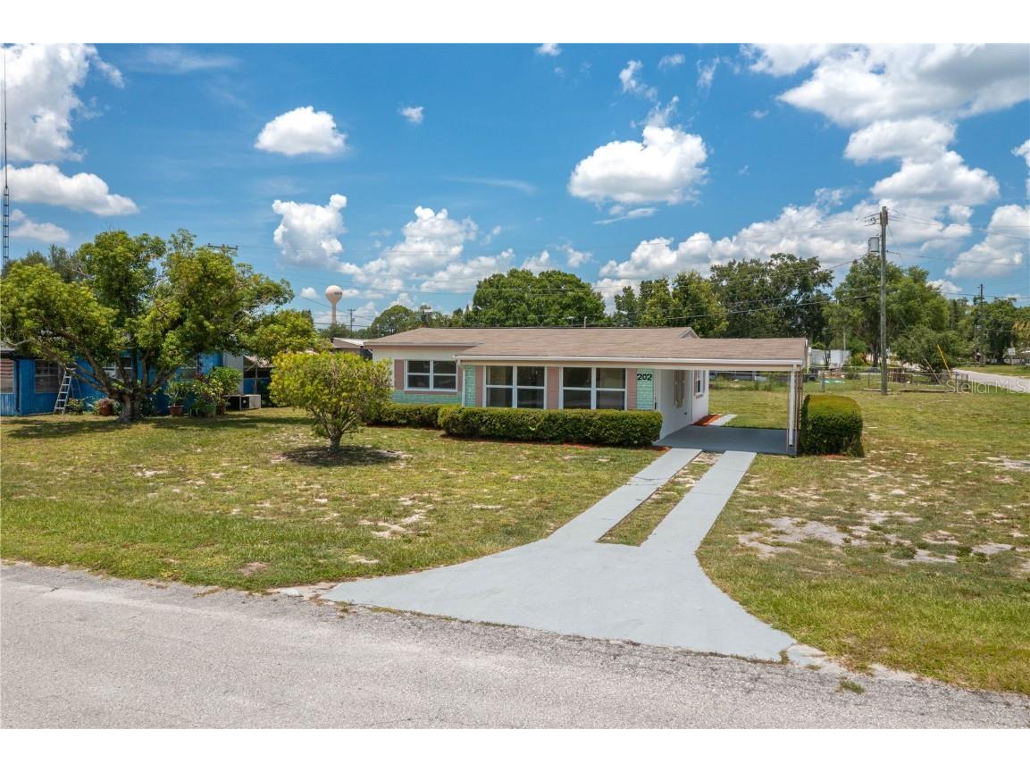 202 Central Avenue Frostproof FL 33843 L4954506 image2