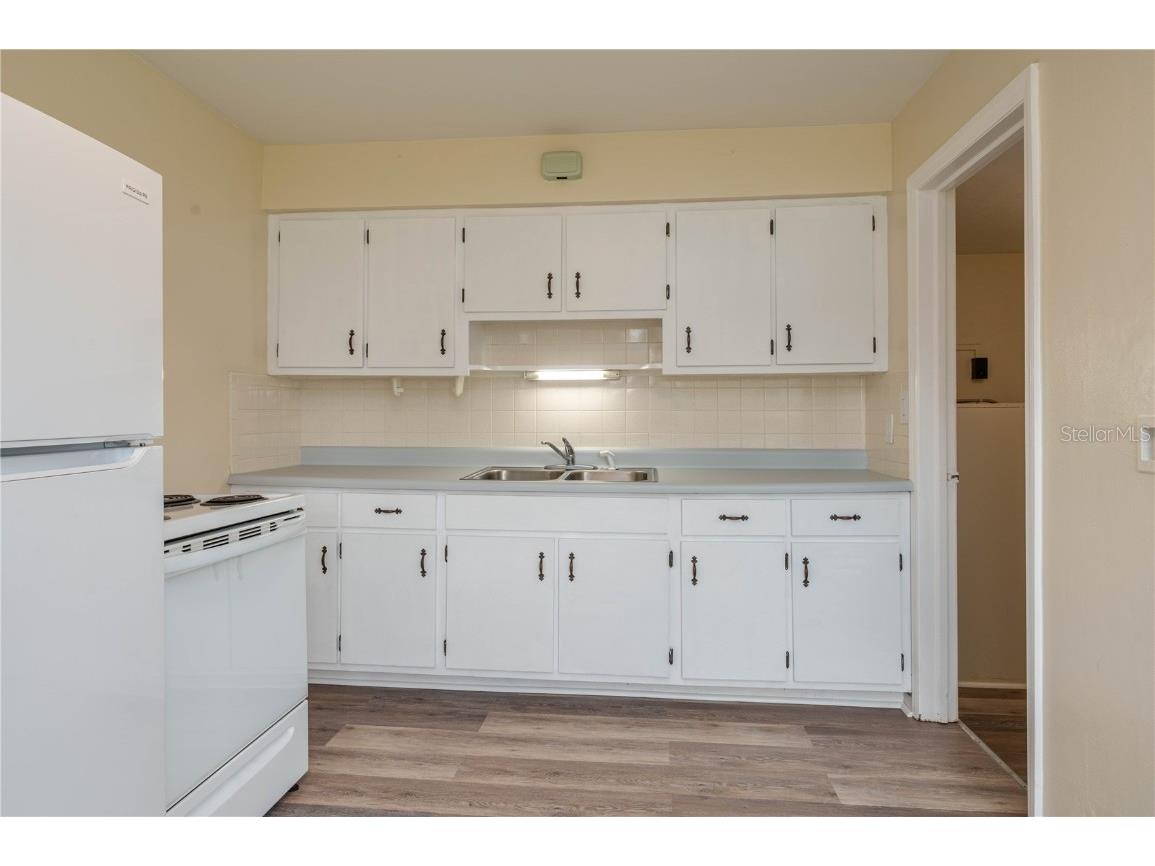 202 Central Avenue Frostproof FL 33843 L4954506 image8