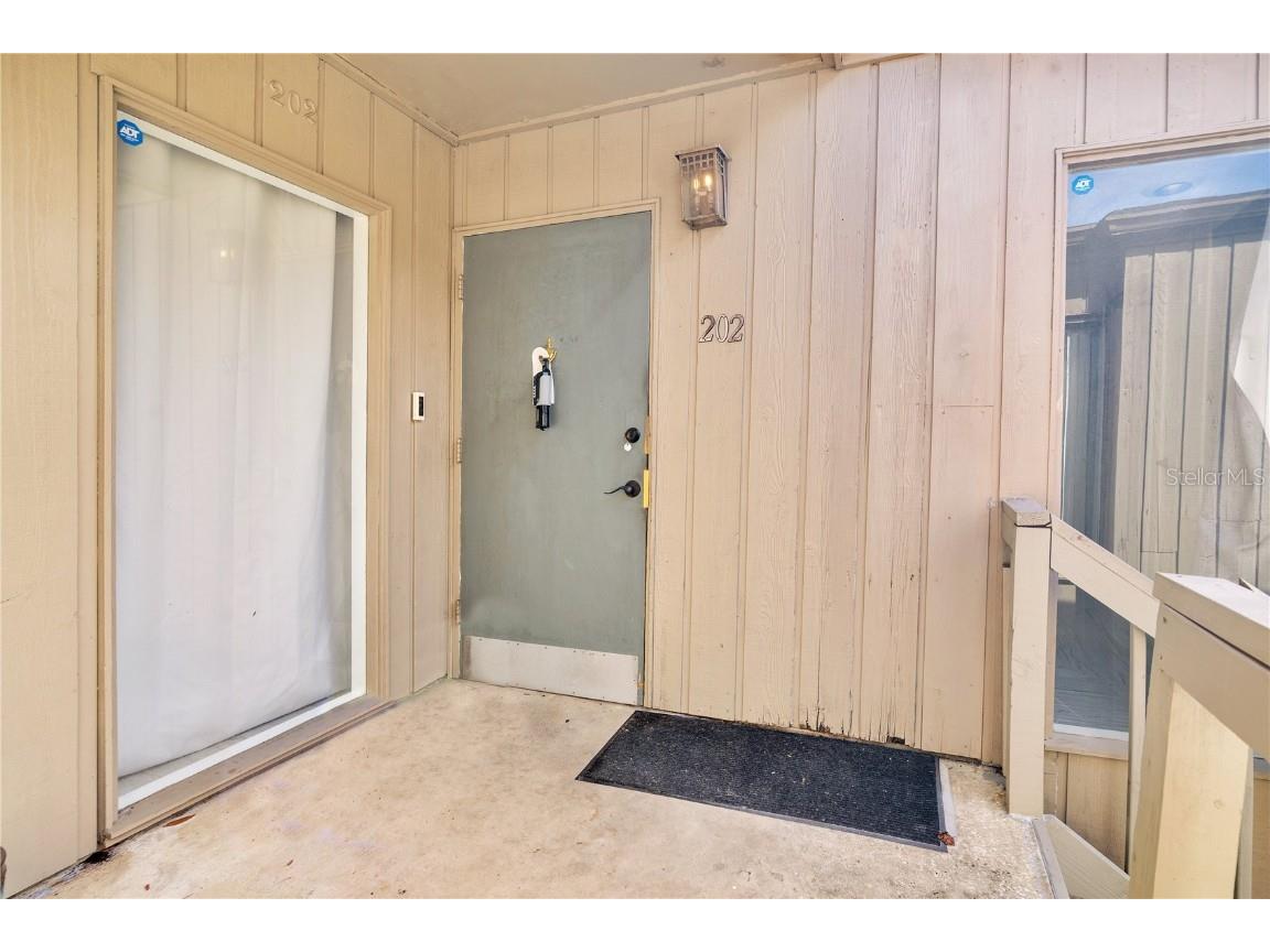 202 Crown Oaks Way #201 Longwood FL 32779 O6346200 image1