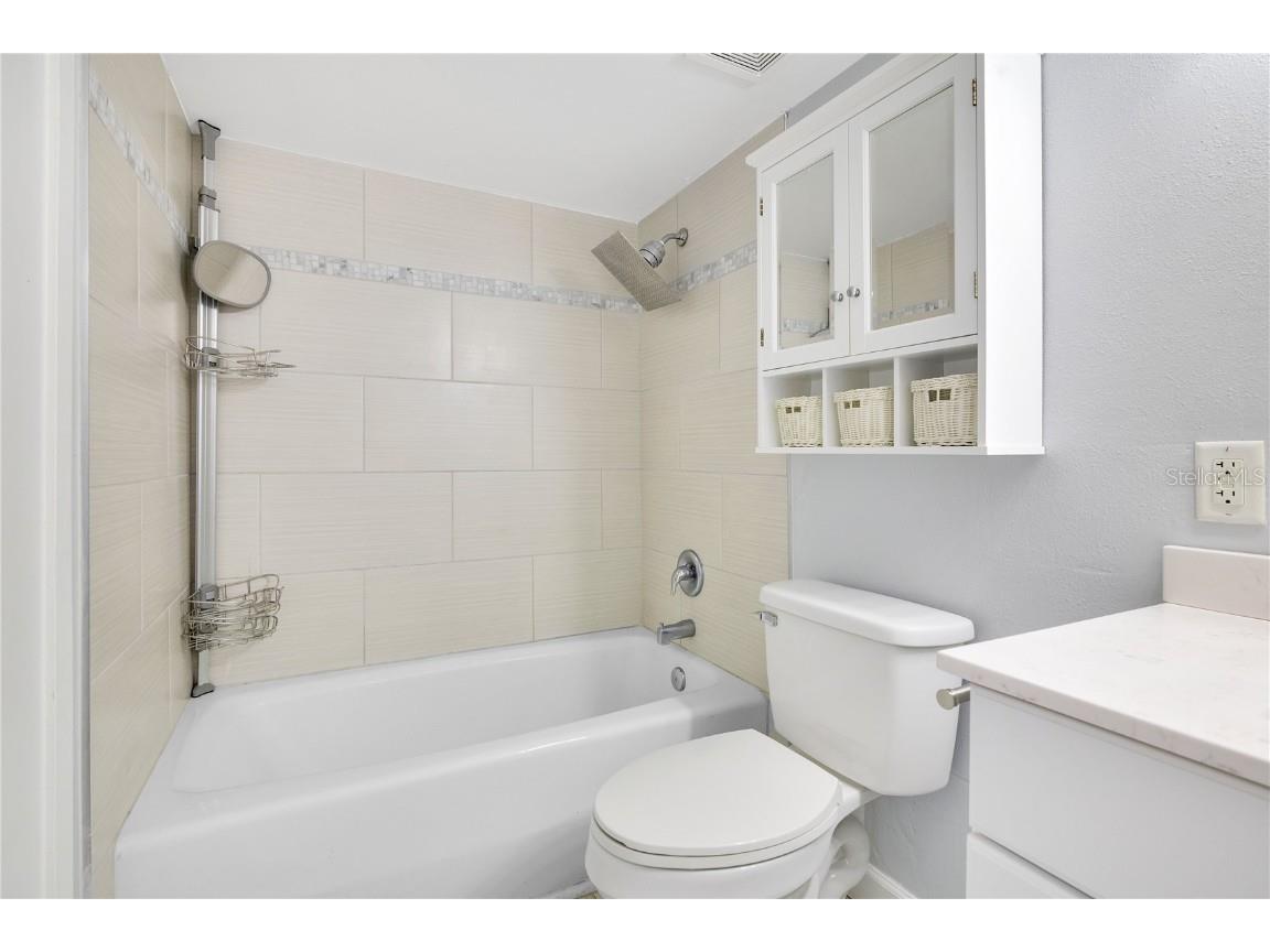 202 Crown Oaks Way #201 Longwood FL 32779 O6346200 image12