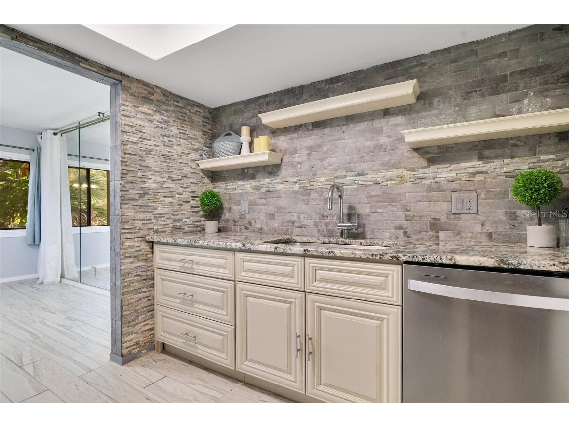 202 Crown Oaks Way #201 Longwood FL 32779 O6346200 image2