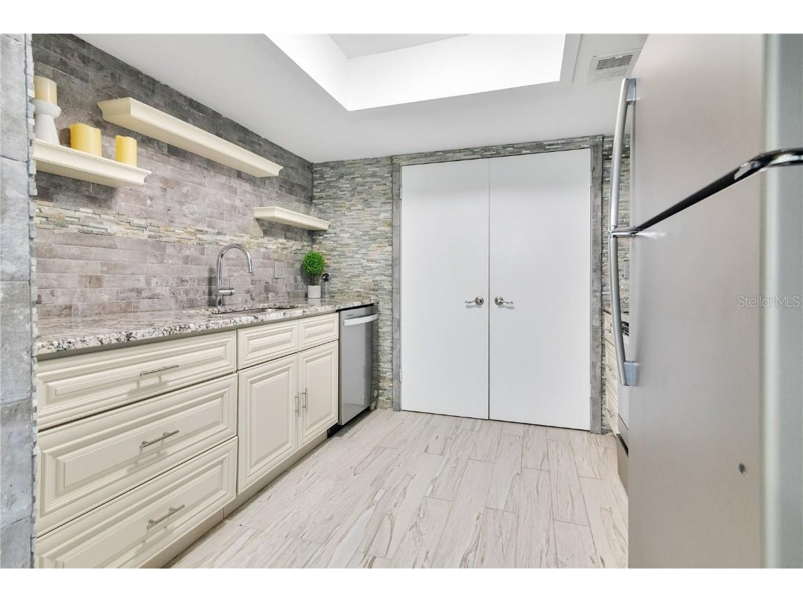 202 Crown Oaks Way #201 Longwood FL 32779 O6346200 image3