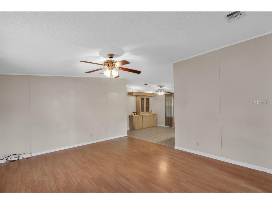 202 Dana Court Kissimmee FL 34758 S5137547 image3