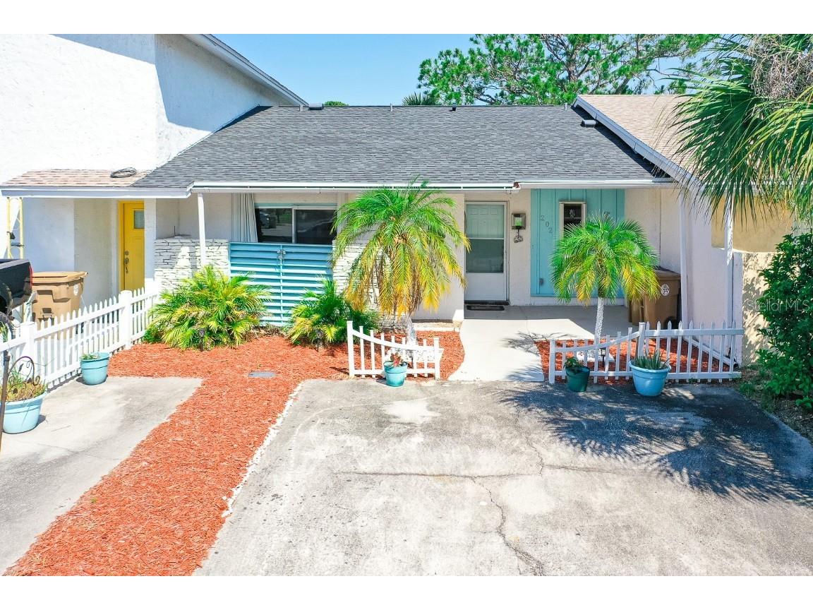 202 Dawn Court Kissimmee FL 34743 S5105795 image1