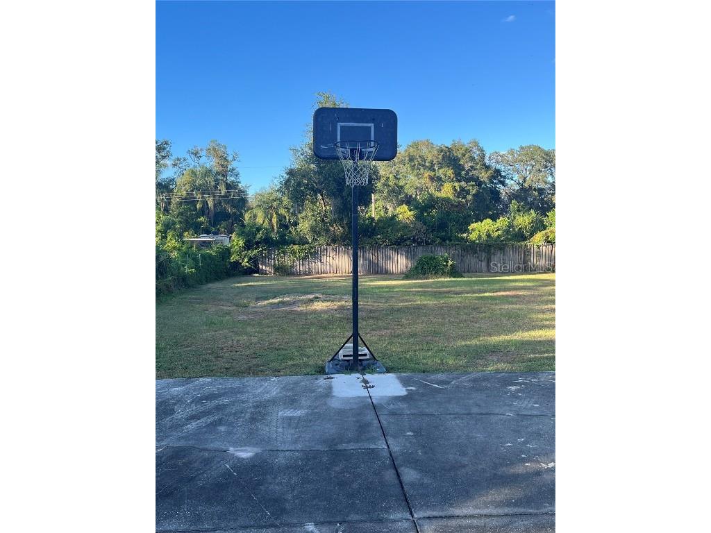 202 E 127th Avenue Tampa FL 33612 TB8441586 image14