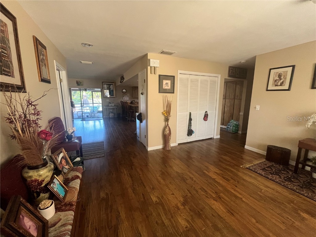 202 E 127th Avenue Tampa FL 33612 TB8441586 image15