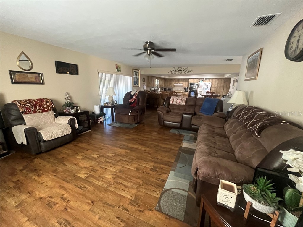 202 E 127th Avenue Tampa FL 33612 TB8441586 image16