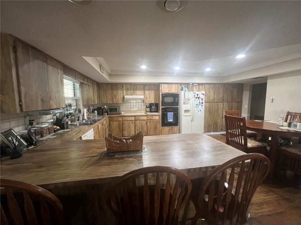 202 E 127th Avenue Tampa FL 33612 TB8441586 image18