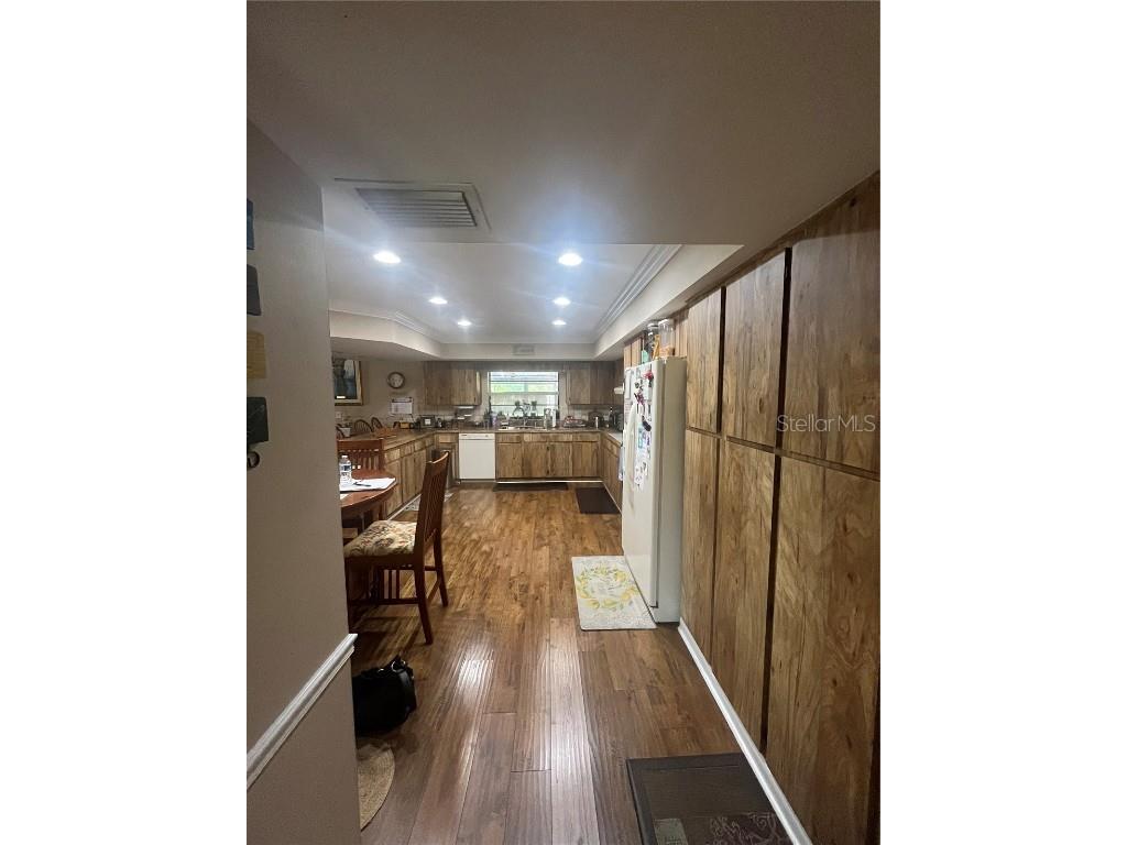 202 E 127th Avenue Tampa FL 33612 TB8441586 image20