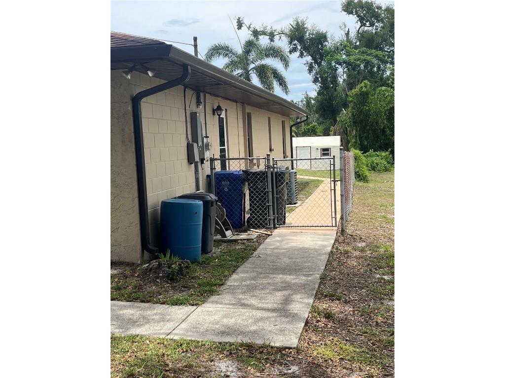 202 E 127th Avenue Tampa FL 33612 TB8441586 image3