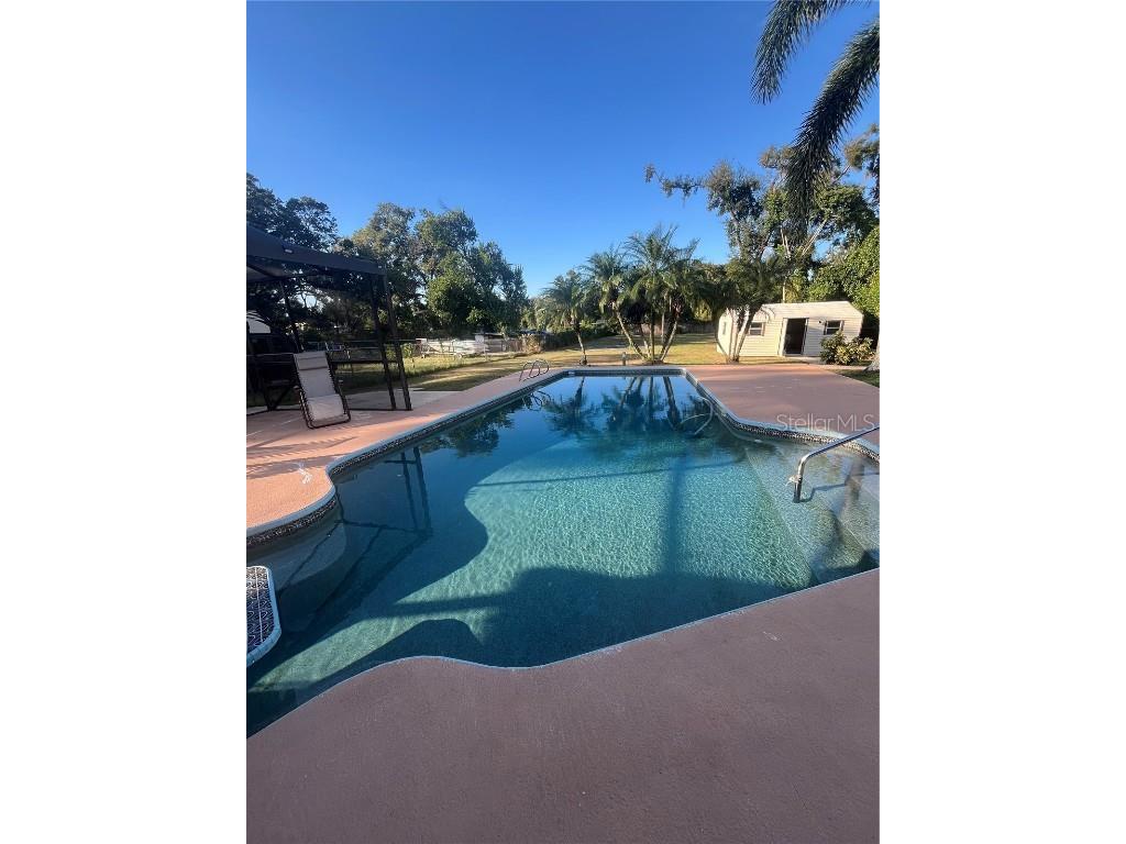 202 E 127th Avenue Tampa FL 33612 TB8441586 image8