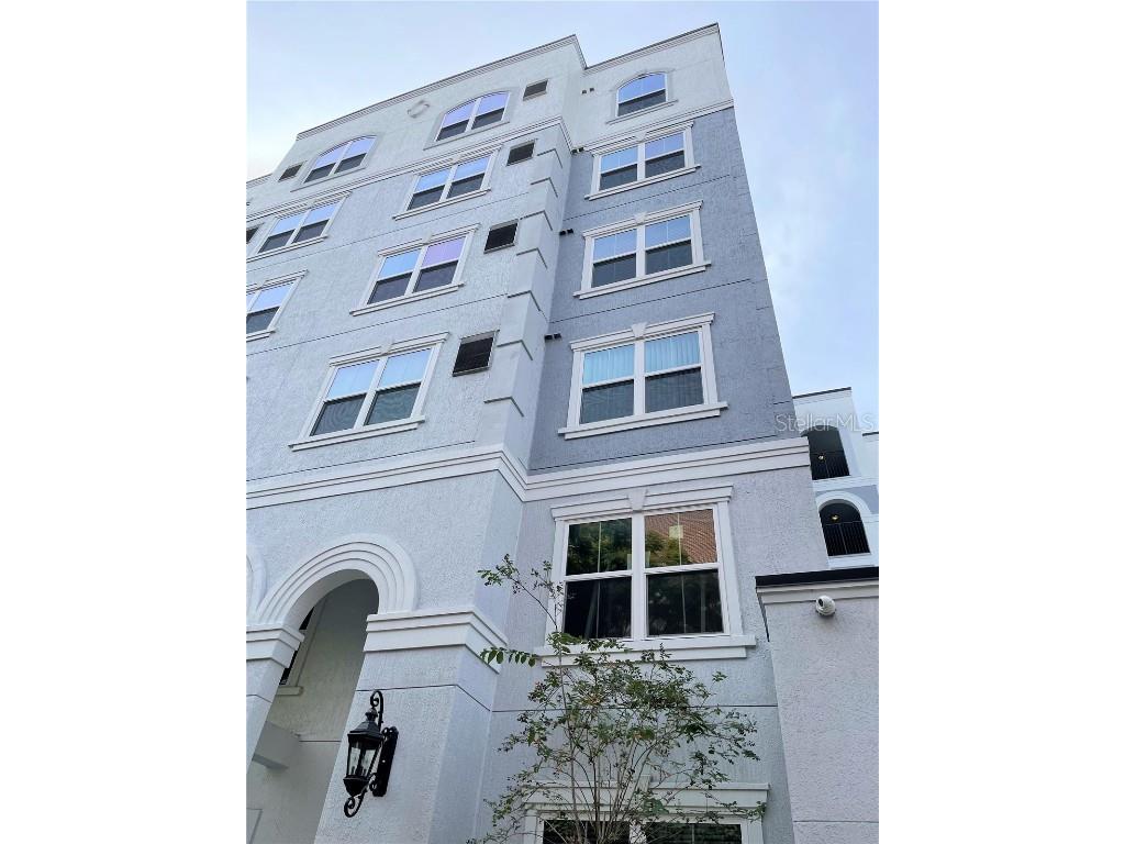 202 E South Street #1037 Orlando FL 32801 O6004118 image1