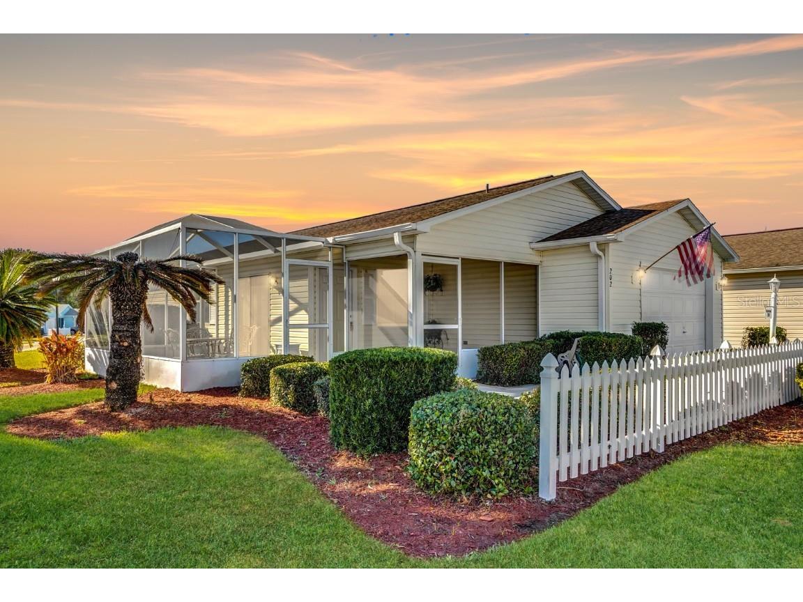 202 Estrada Place The Villages FL 32159 G5091117 image1