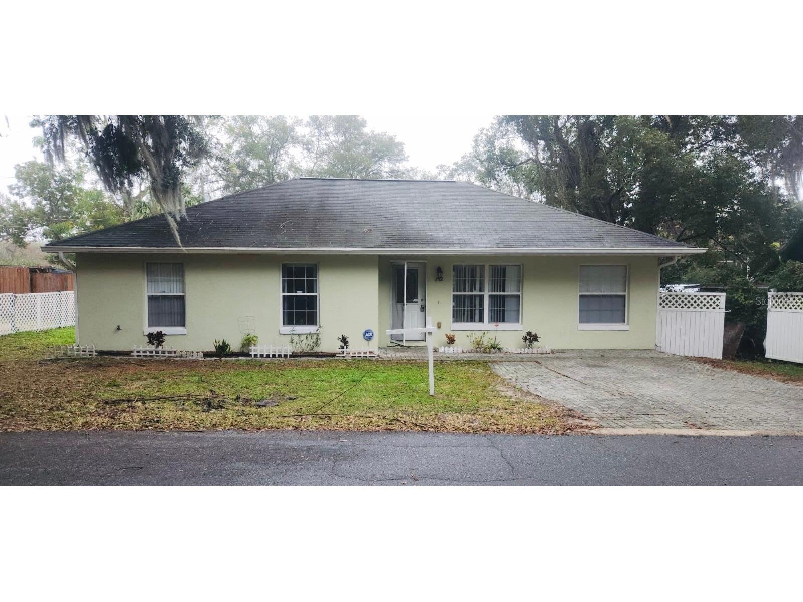 202 Forest Street Fruitland Park FL 34731 O6171659 image1