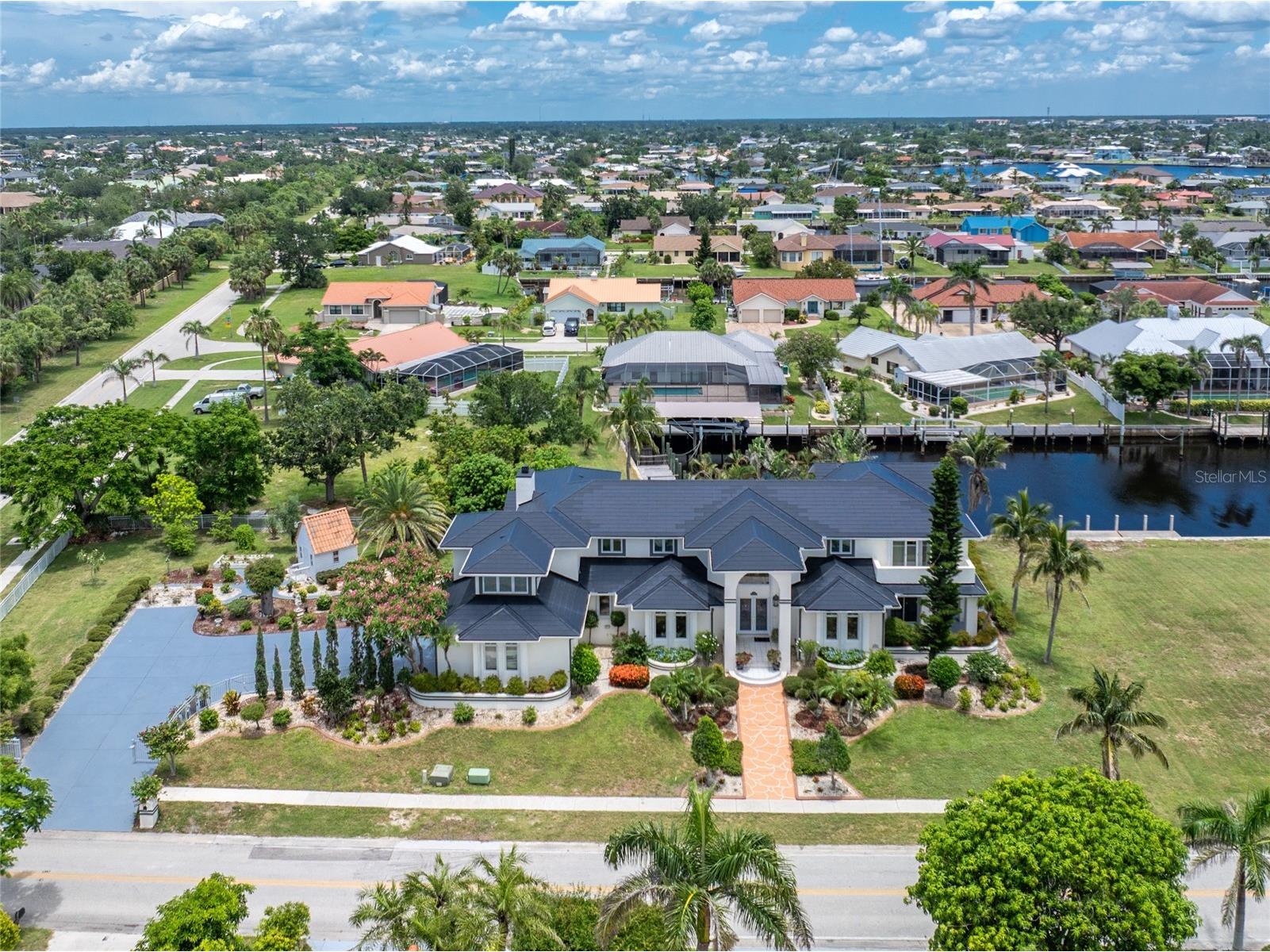 202 George Road SE Port Charlotte FL 33952 - FRYE WATERWAY CANAL C7518581 image1