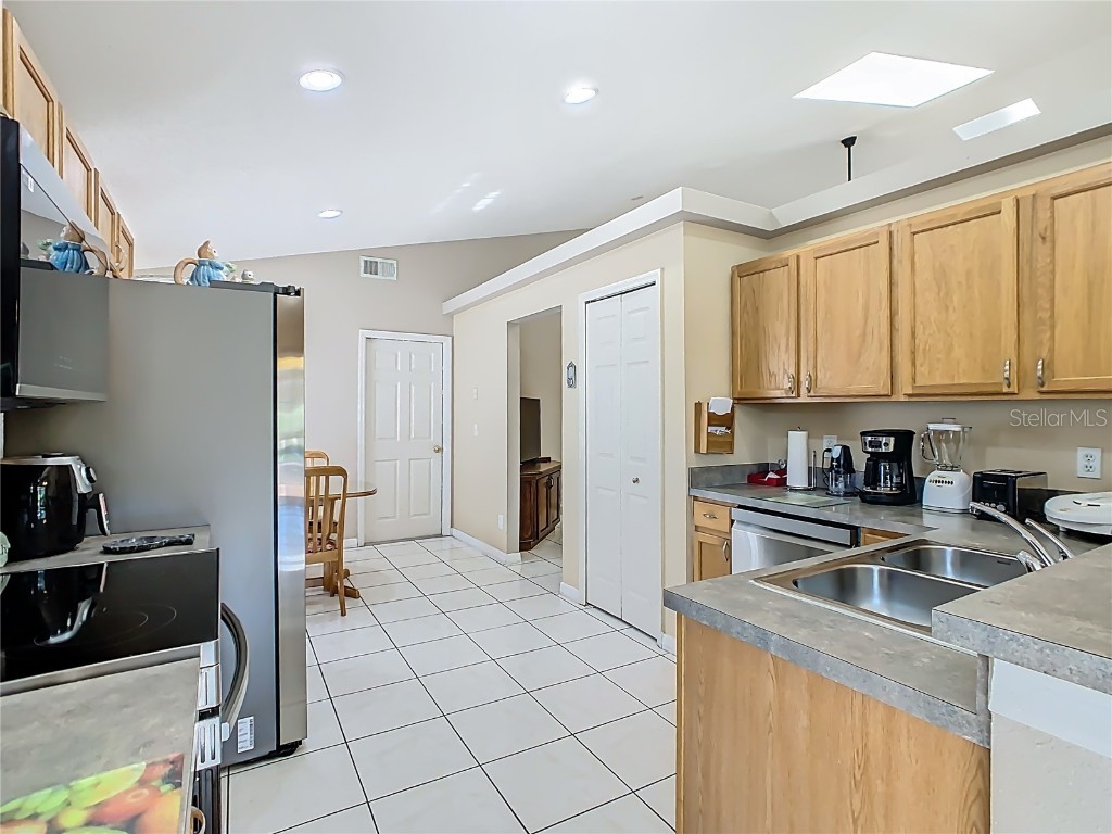 202 Halstead Drive Davenport FL 33897 O6359958 image4