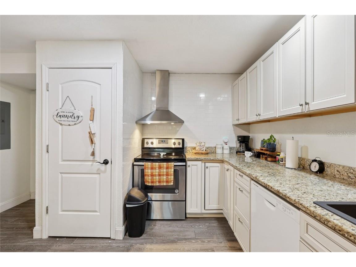 202 La Casa #202 Lake Wales FL 33898 L4957347 image13