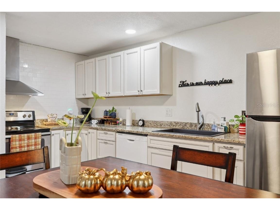 202 La Casa #202 Lake Wales FL 33898 L4957347 image14