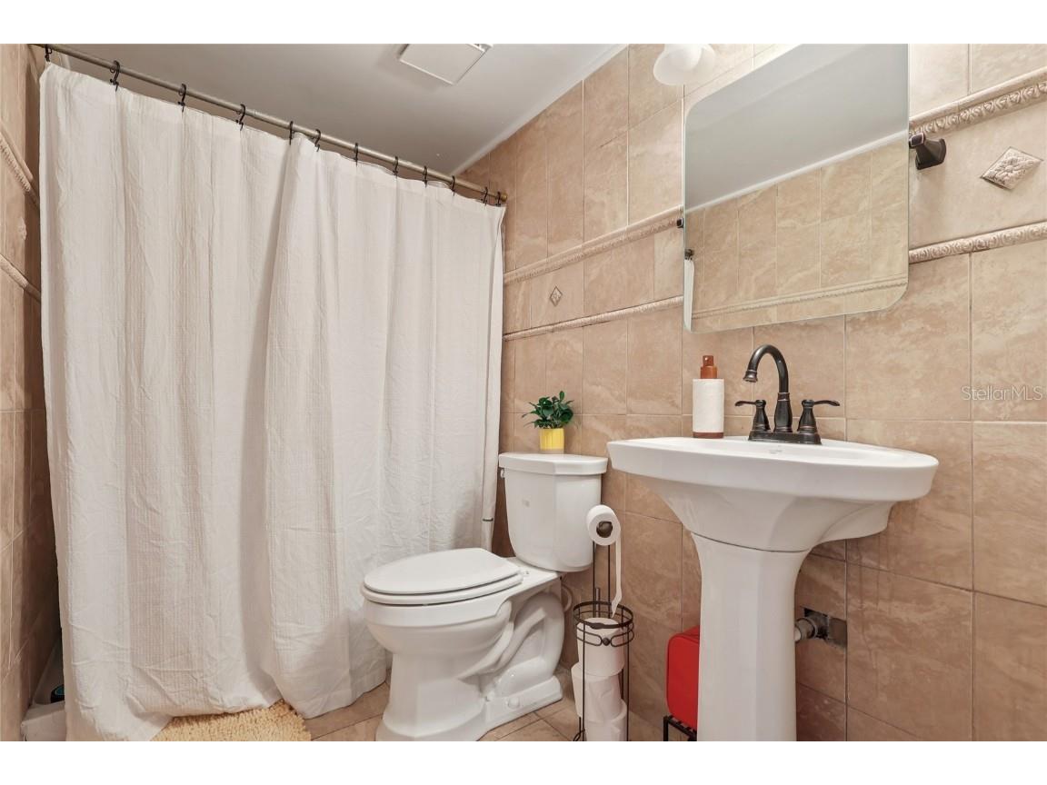 202 La Casa #202 Lake Wales FL 33898 L4957347 image18