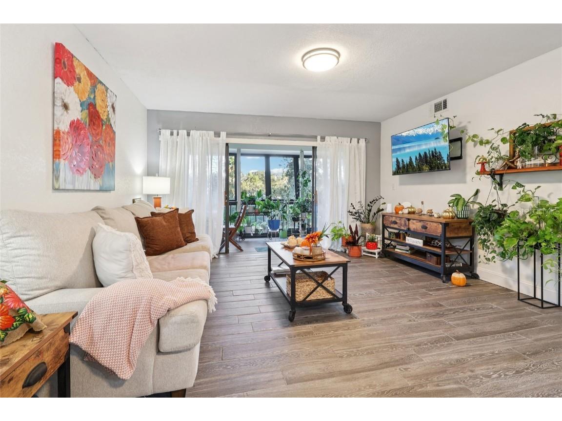 202 La Casa #202 Lake Wales FL 33898 L4957347 image6