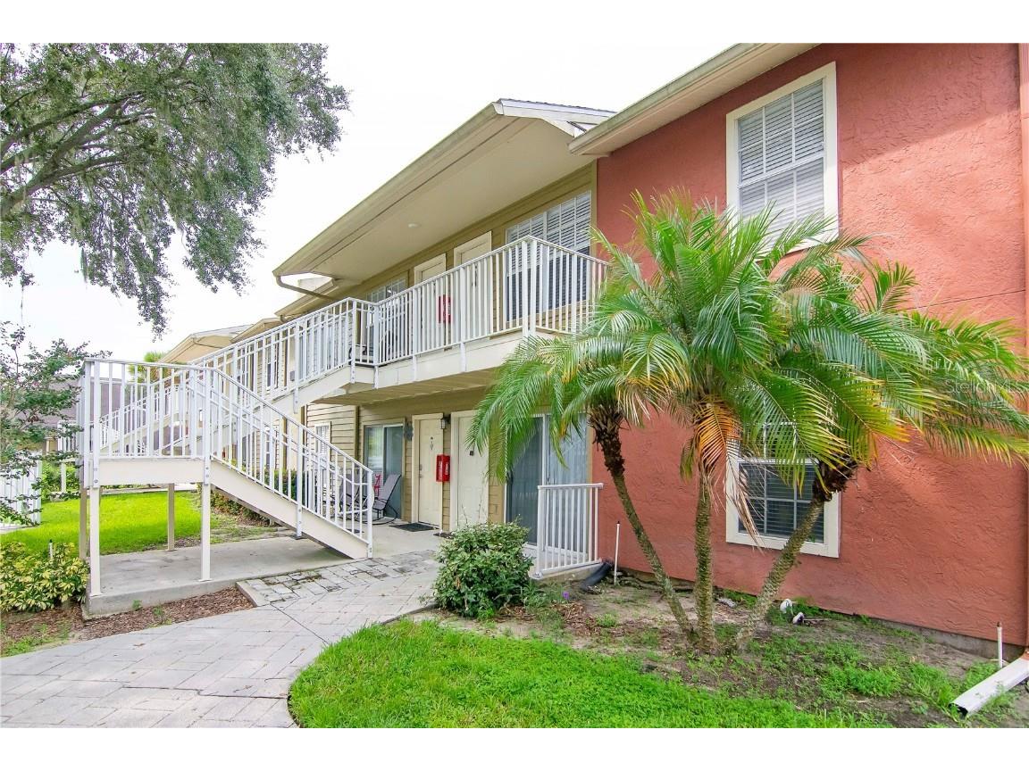 202 Lake Parsons Green #108 Brandon FL 33511 - Hendricks Lake T3483100 image1