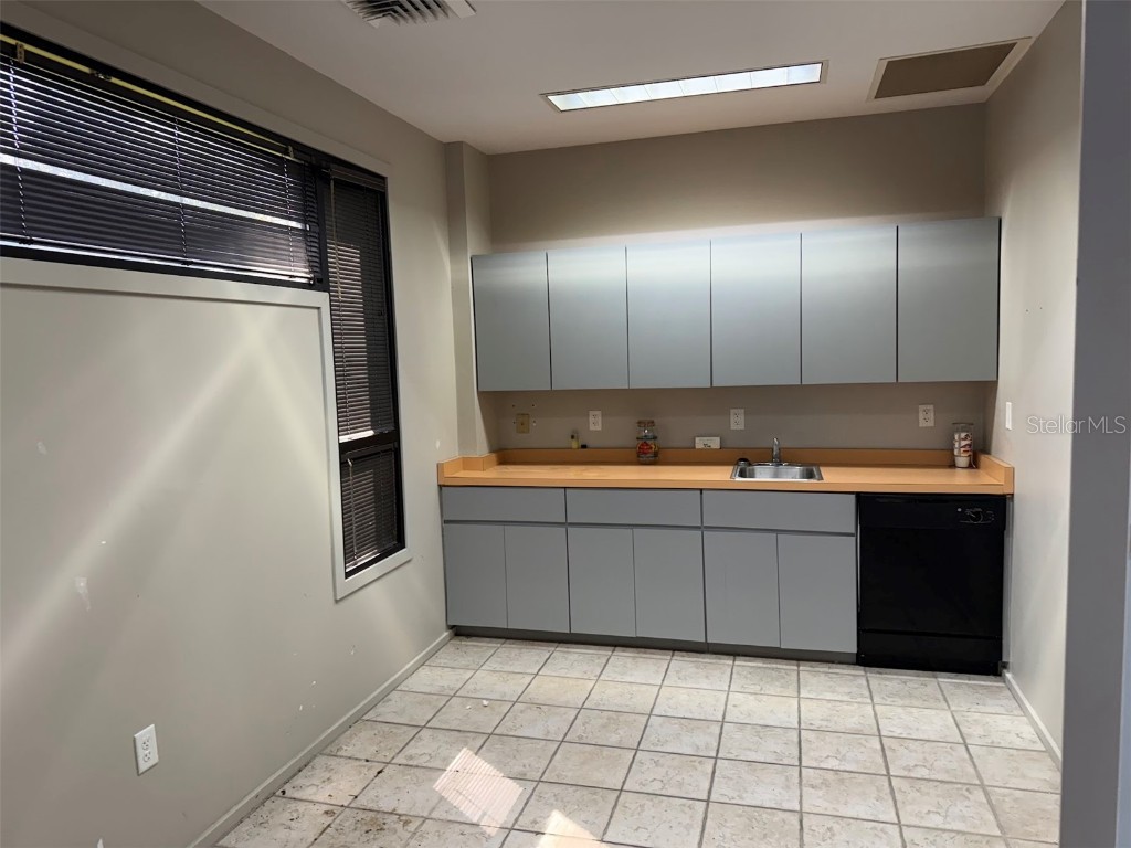 202 NE 8th Avenue Ocala FL 34470 OM713453 image21