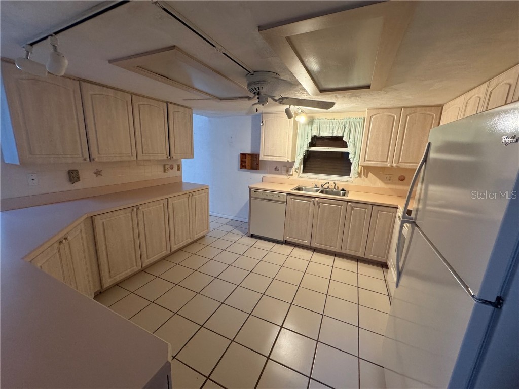 202 North Street New Smyrna Beach FL 32168 V4946165 image4