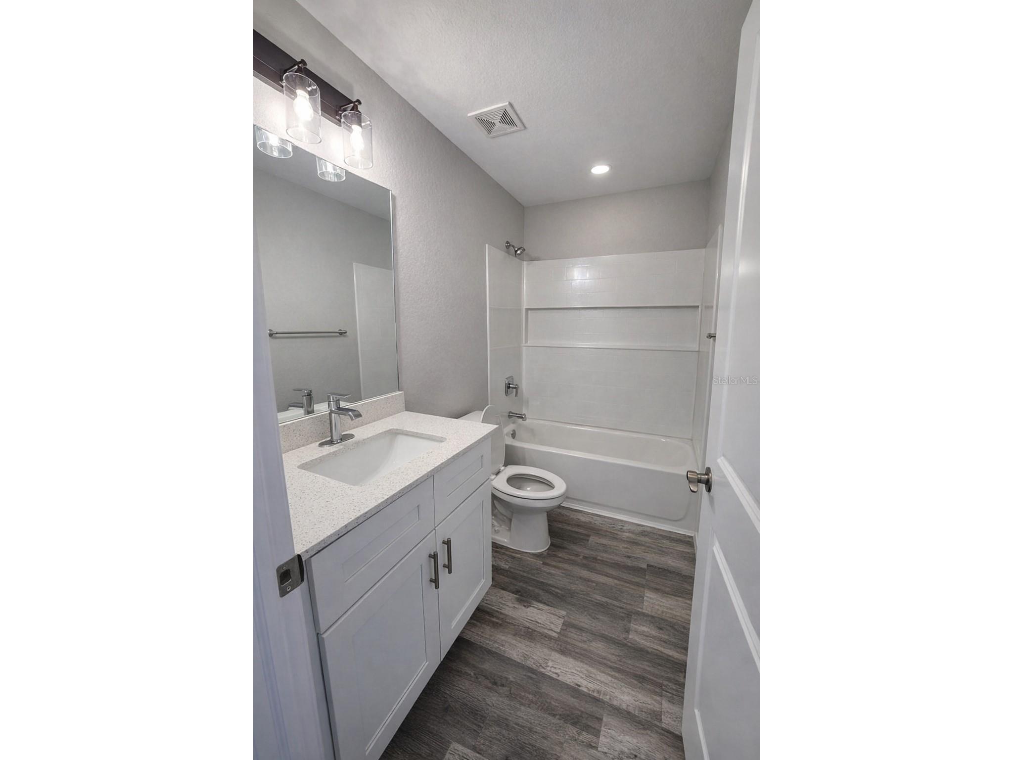 202 NW 25th Place Cape Coral FL 33993 A4690795 image8