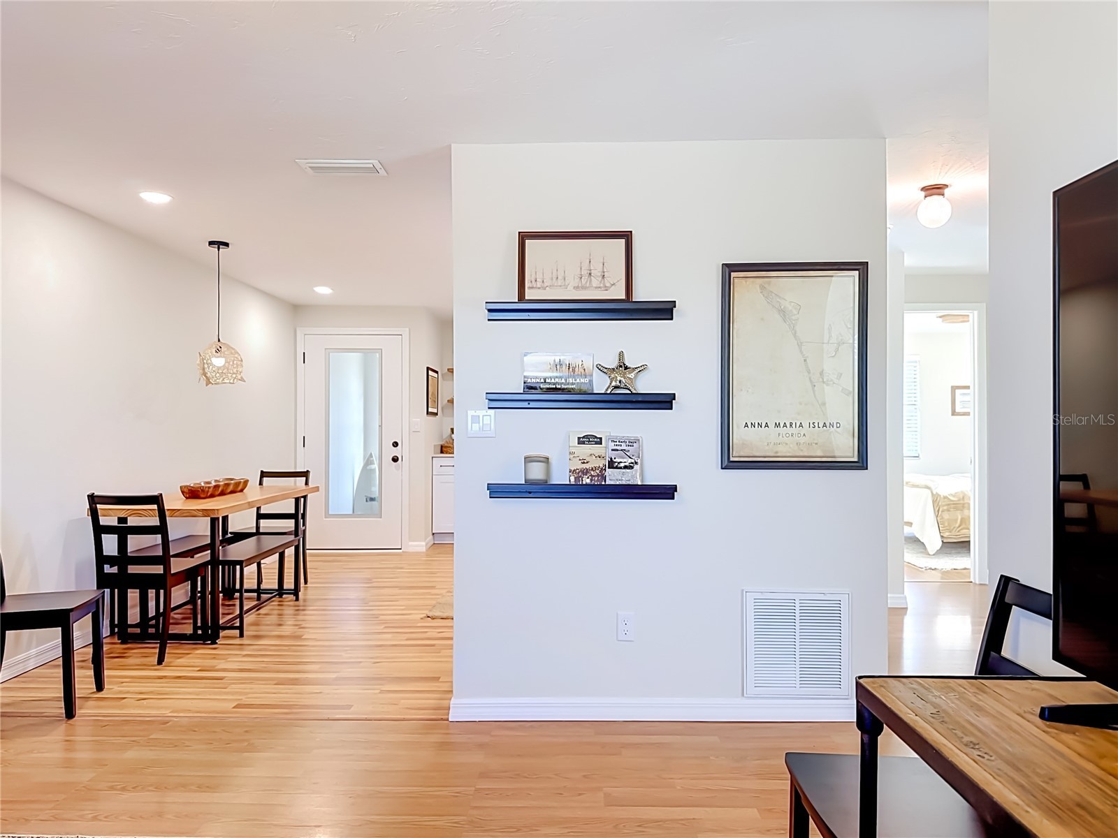 202 Peacock Lane #B Holmes Beach FL 34217 A4696880 image15