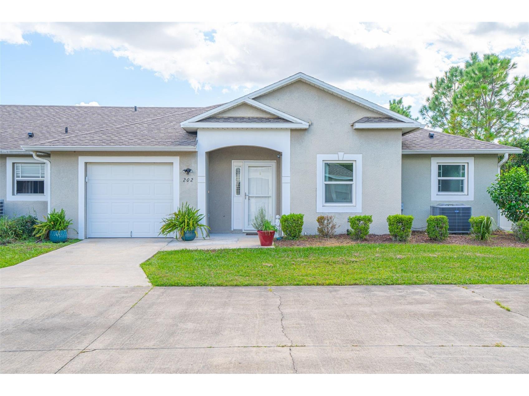202 Pine Bluff Avenue #202 Deland FL 32724 V4945370 image1