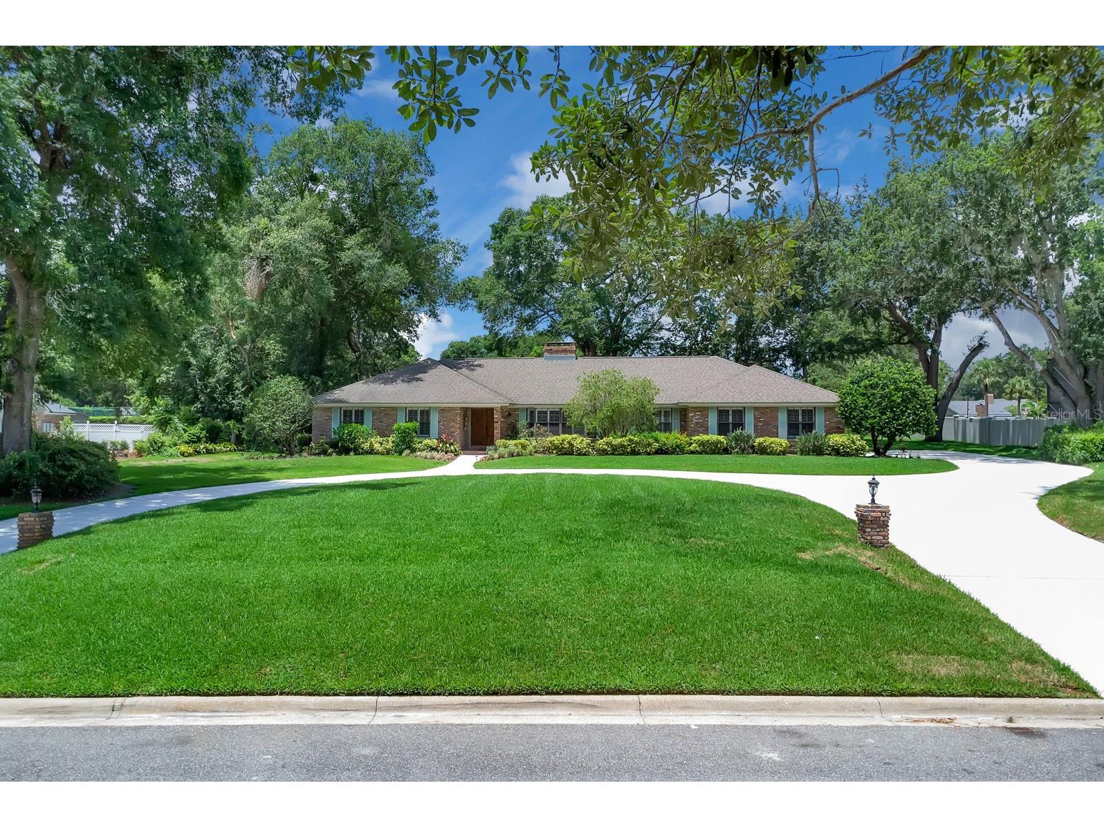 202 Riverview Drive Longwood FL 32779 - LAKE BRANTLEY AND WEKIVA RIVER O6318004 image1