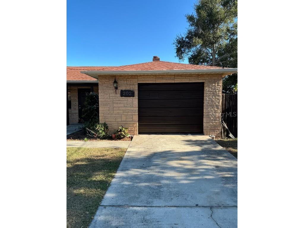 202 S Bingham Street Eagle Lake FL 33839 P4936986 image2