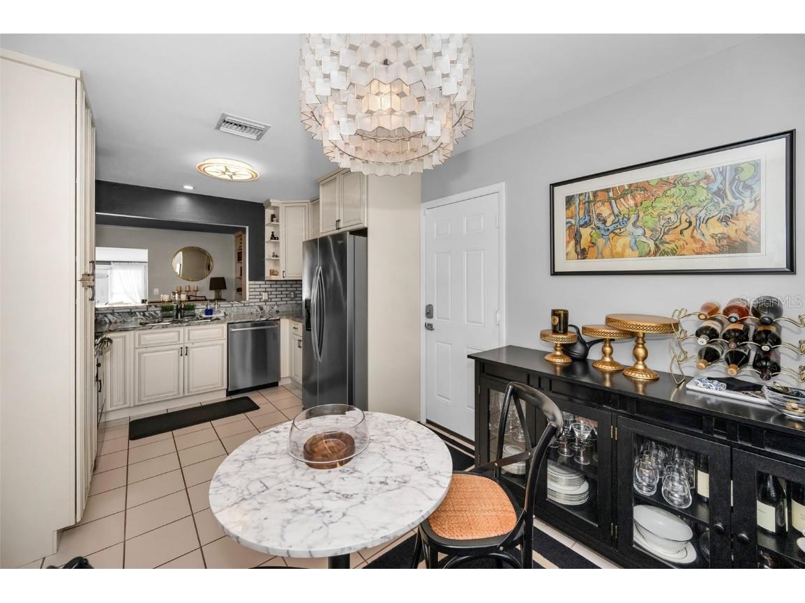 202 S Hesperides Street Tampa FL 33609 TB8437627 image22