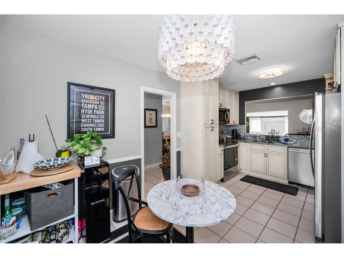 202 S Hesperides Street Tampa FL 33609 TB8437627 image23