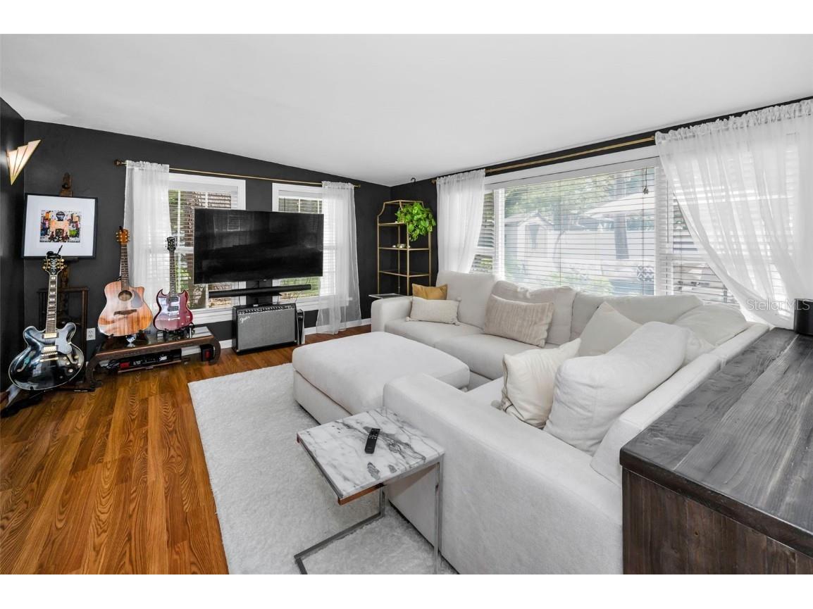 202 S Hesperides Street Tampa FL 33609 TB8437627 image33