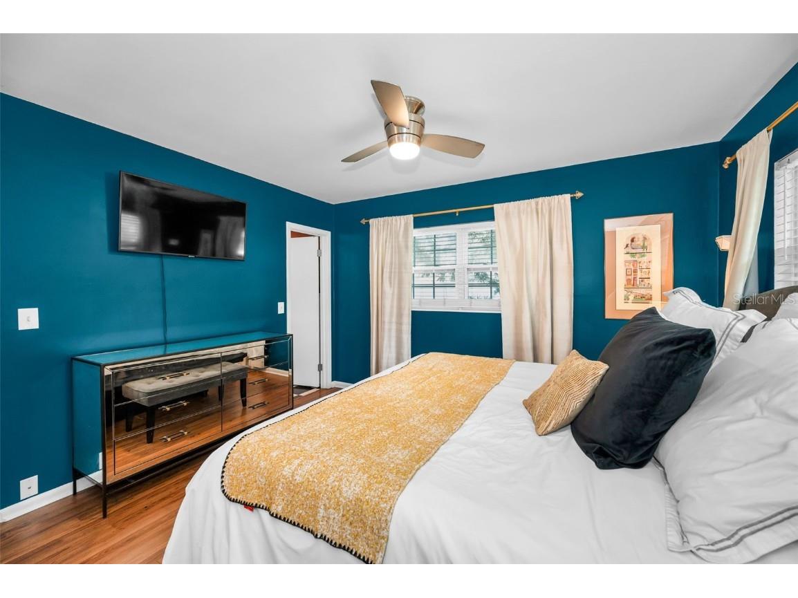 202 S Hesperides Street Tampa FL 33609 TB8437627 image38