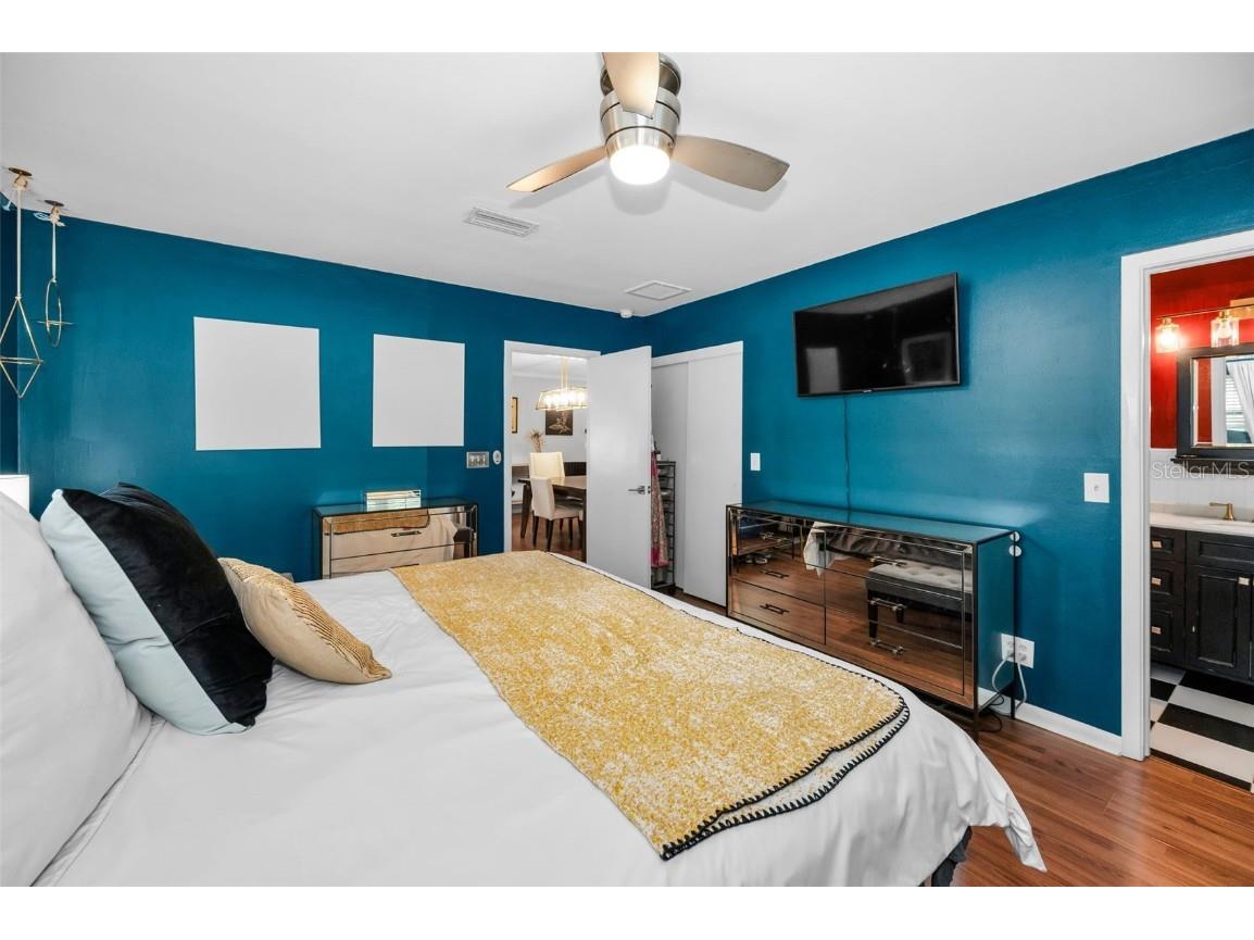 202 S Hesperides Street Tampa FL 33609 TB8437627 image39