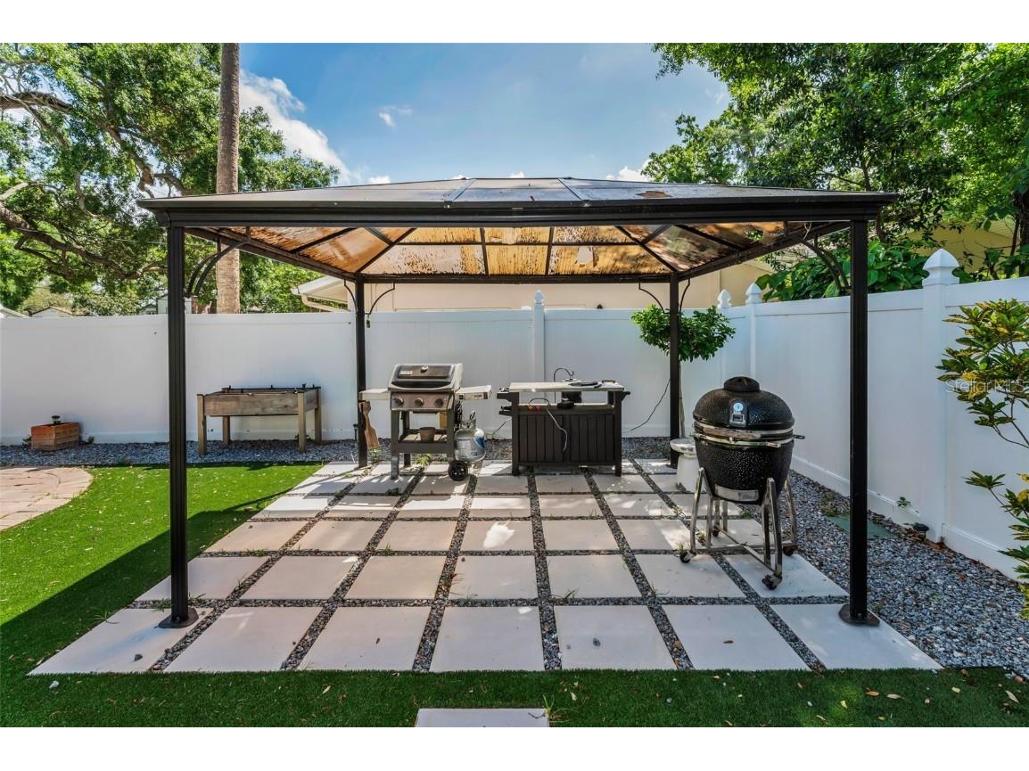 202 S Hesperides Street Tampa FL 33609 TB8437627 image56