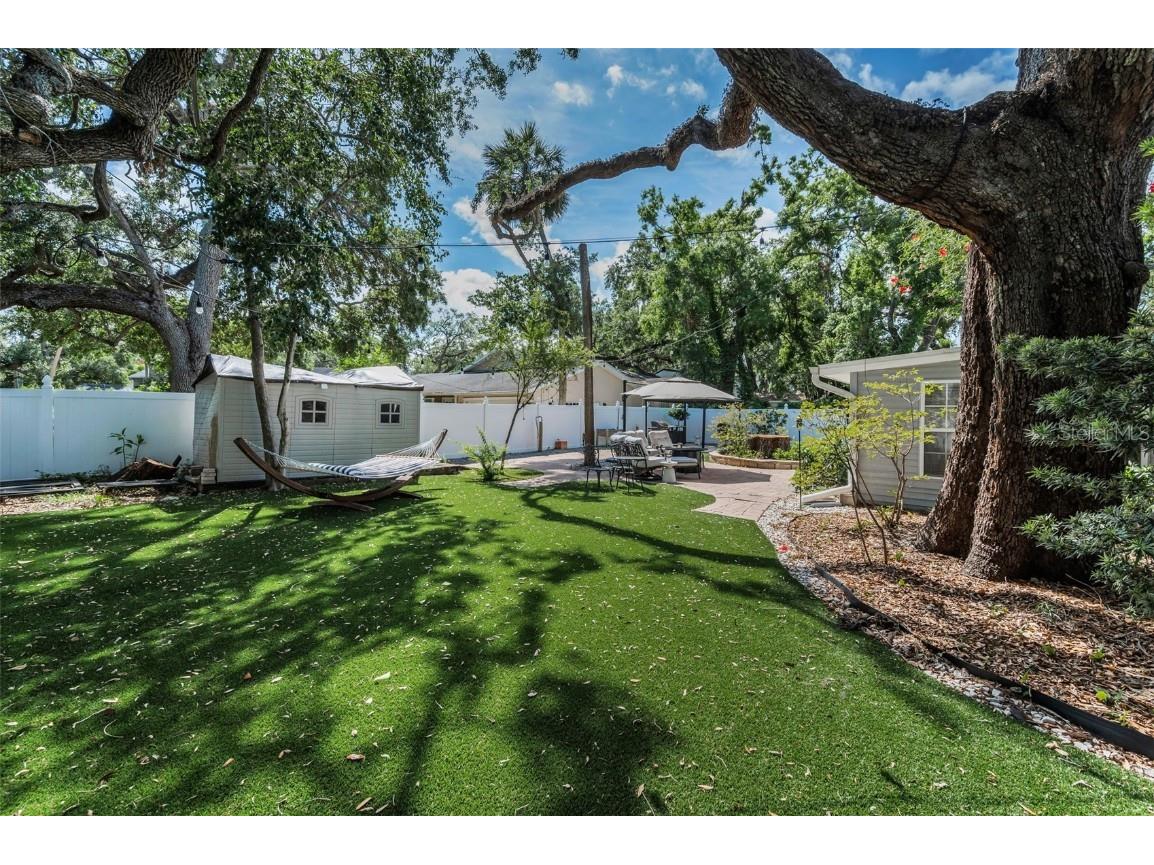 202 S Hesperides Street Tampa FL 33609 TB8437627 image64