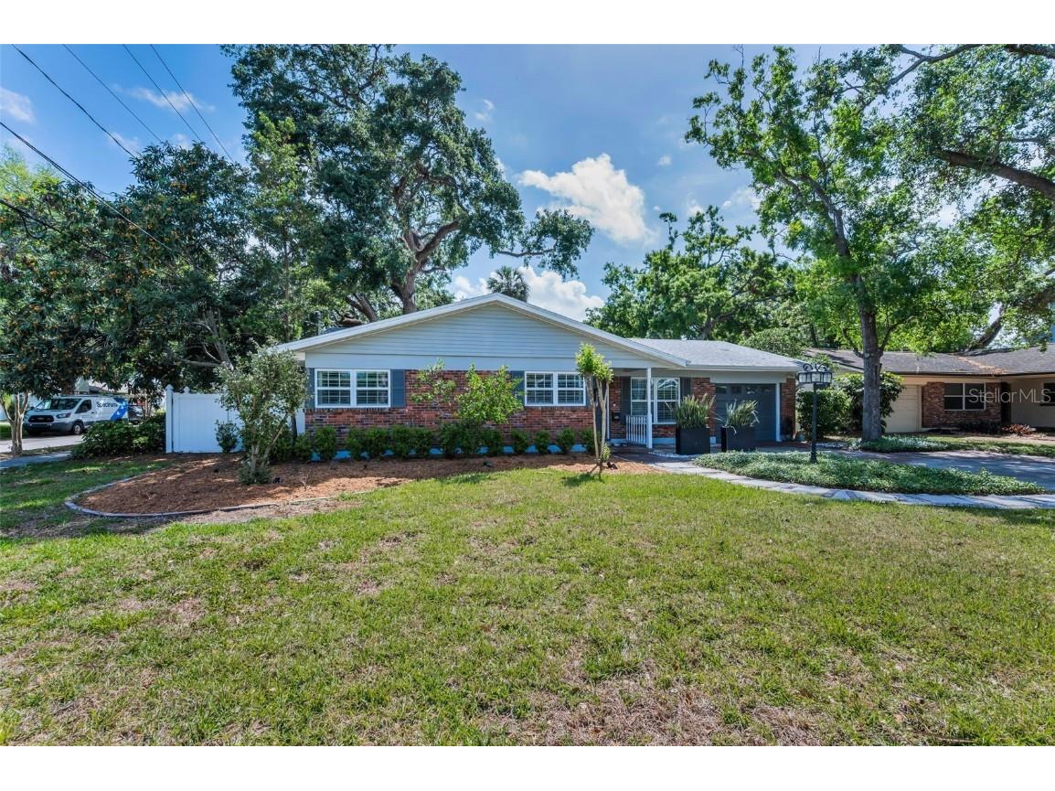 202 S Hesperides Street Tampa FL 33609 TB8437627 image7