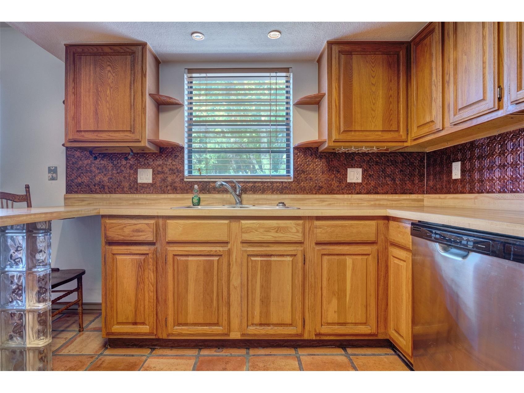 202 Sandspur Lane Deland FL 32724 V4949020 image12