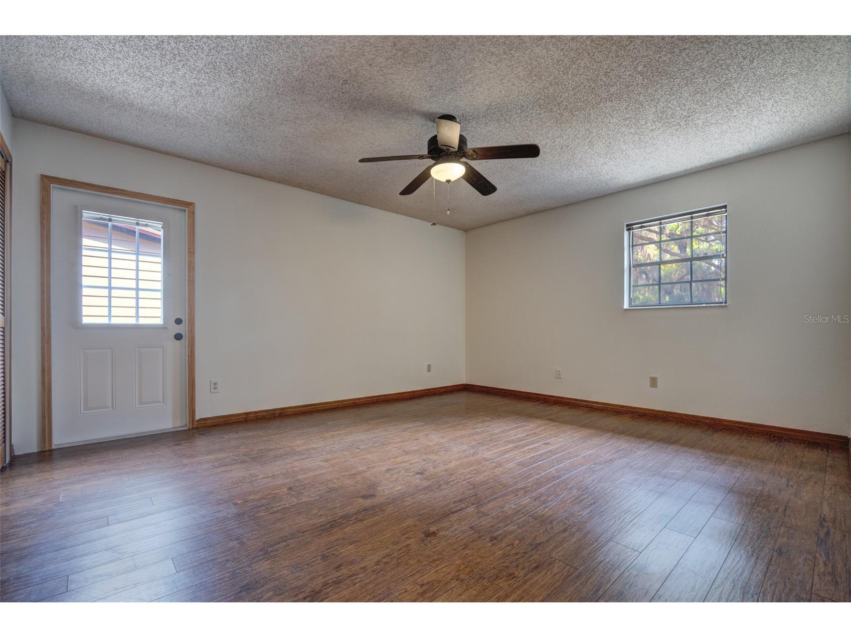 202 Sandspur Lane Deland FL 32724 V4949020 image18
