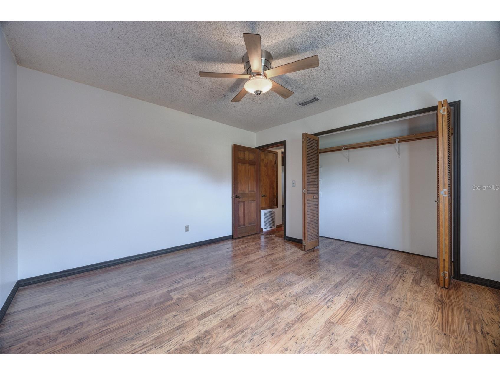 202 Sandspur Lane Deland FL 32724 V4949020 image27