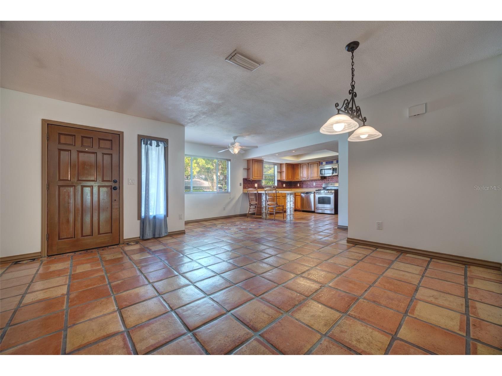 202 Sandspur Lane Deland FL 32724 V4949020 image6